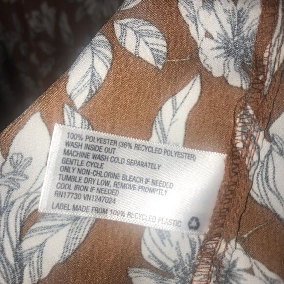 La Ligne Target Pajama Satin Top 2x Brown White Floral Long Sleeve Shirt Button - Picture 4 of 9